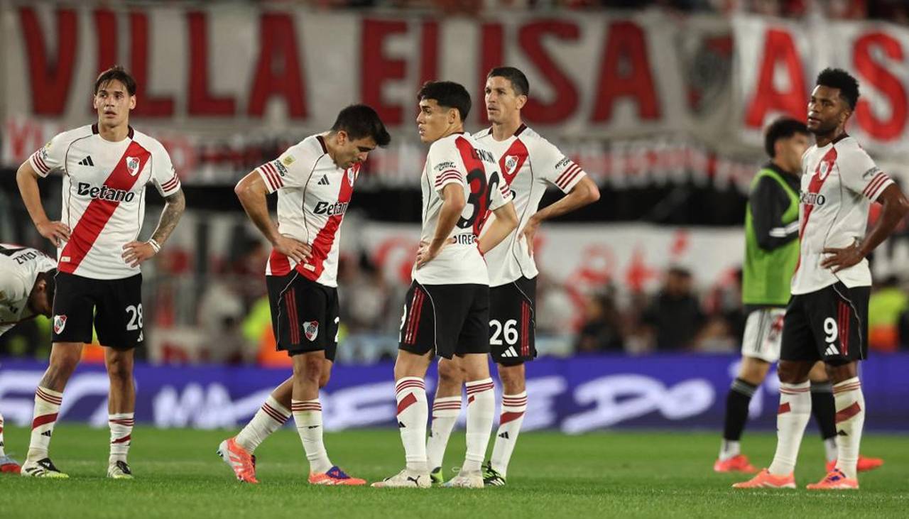 River no levanta cabeza y sufre nuevo revés tras caer ante Deportivo Riestra