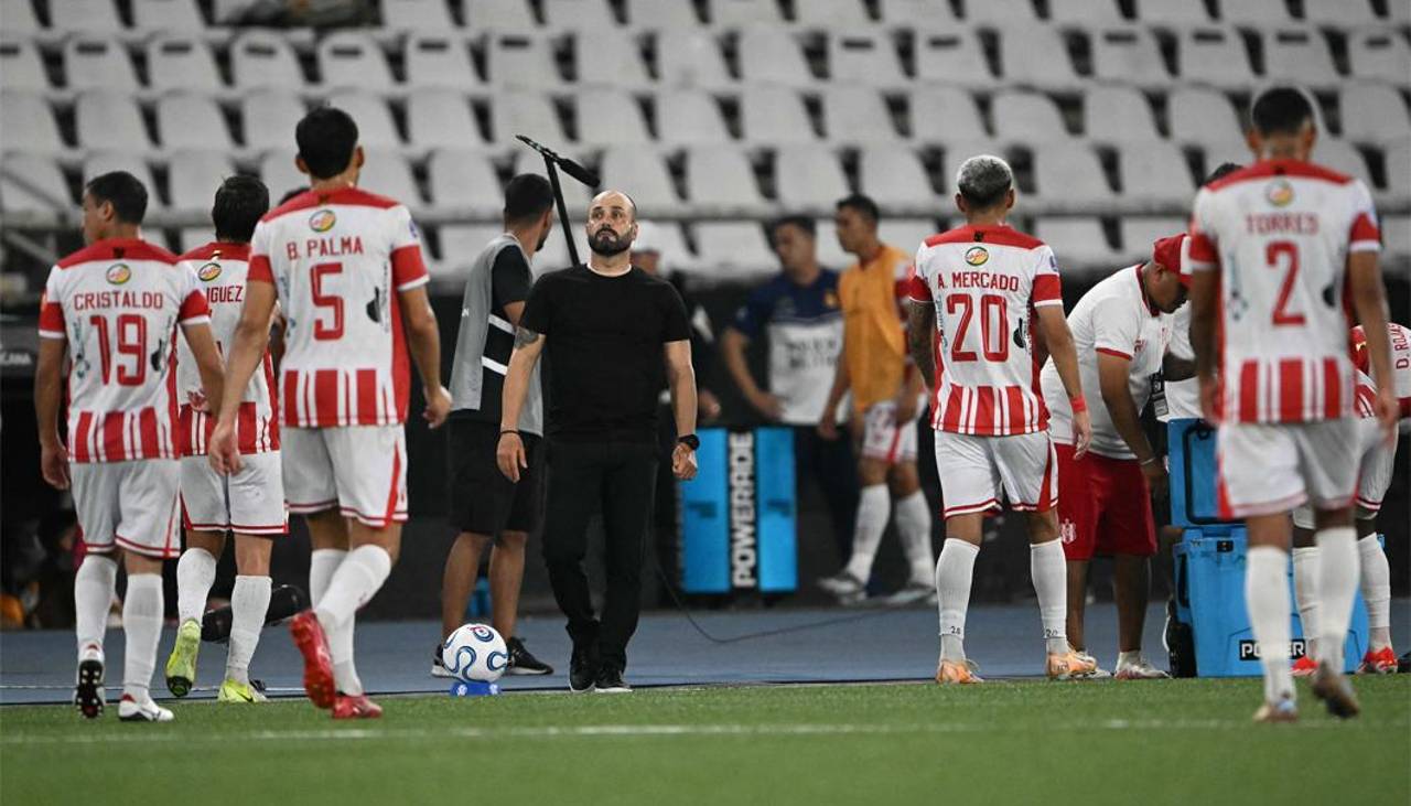 Independiente cae ante Racing y se despide como el peor equipo de la Sudamericana