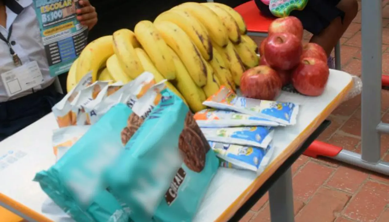 Luego de tres meses y medio de retraso, Alcaldía cruceña anuncia que dotará de desayuno escolar a fines de mayo
