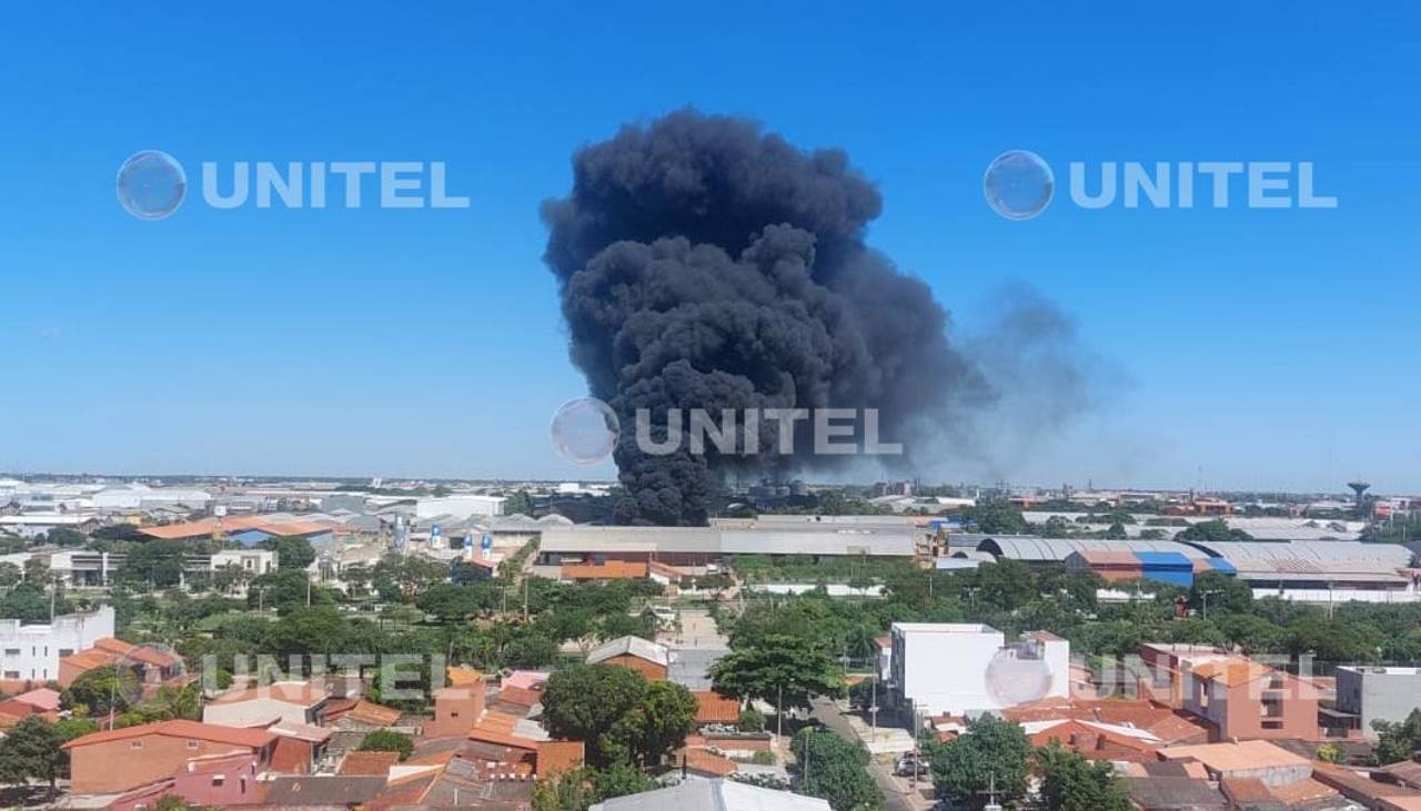 Se registra un incendio en inmediaciones del Parque Industrial de Santa Cruz