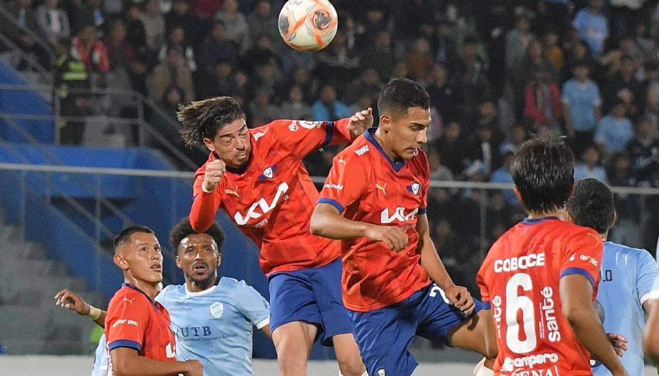 Wilstermann y Aurora se perjudican con un empate en el clásico cochabambino