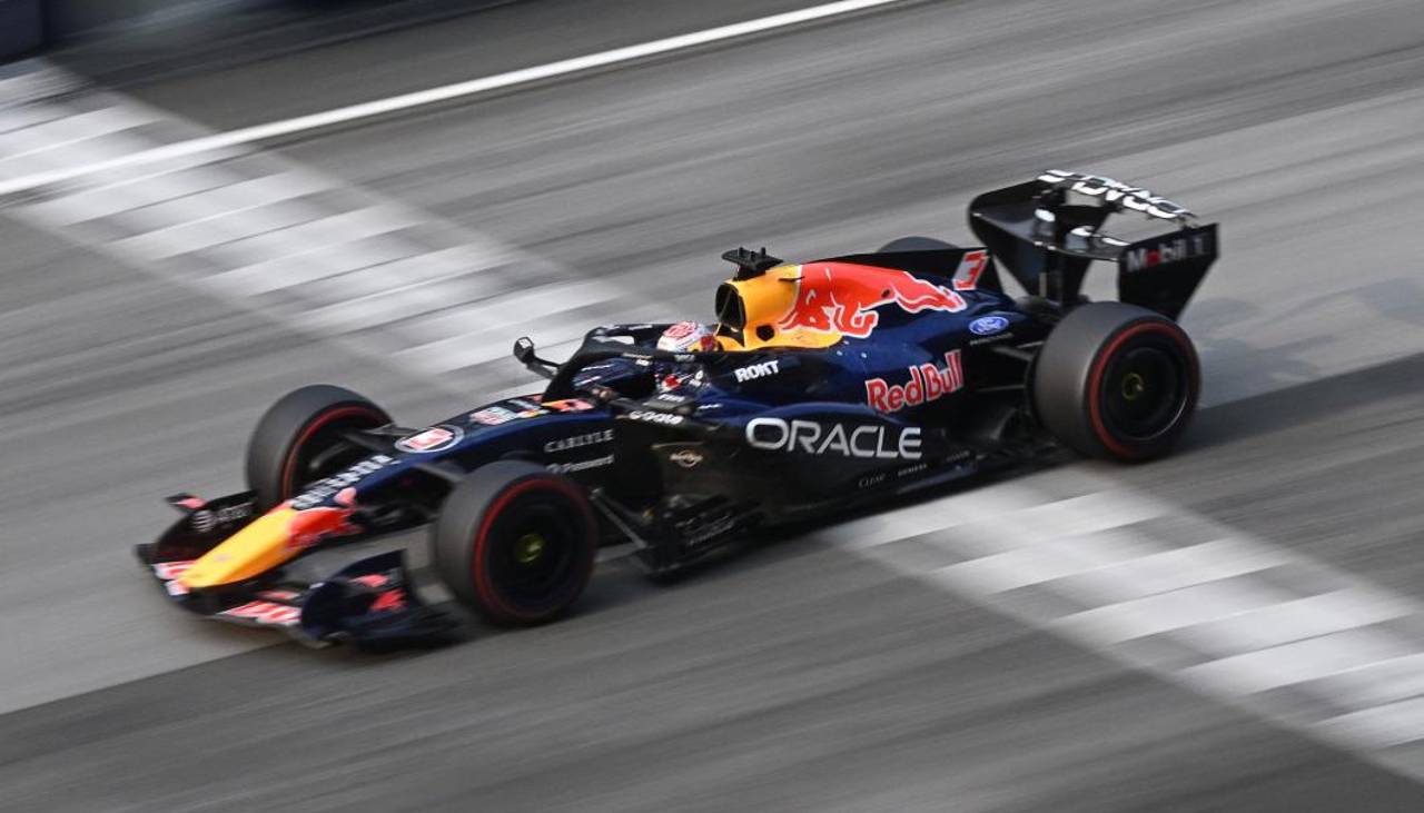 Verstappen reina en el caos de Sepang para ganar el Gran Premio de Baréin