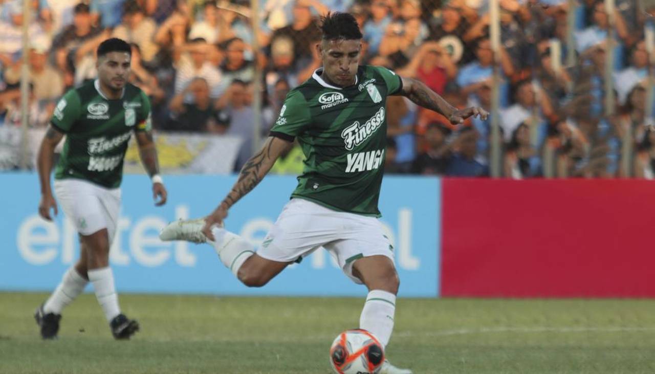‘Ricky’ Centurión pasó de héroe a villano tras fallar un penal clave para Oriente