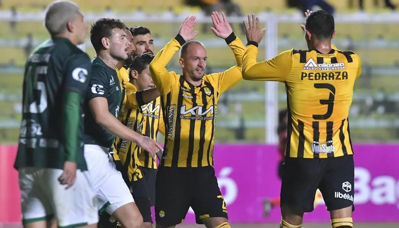 The Strongest debuta en la Copa con un triunfo por goleada ante Real Tomayapo