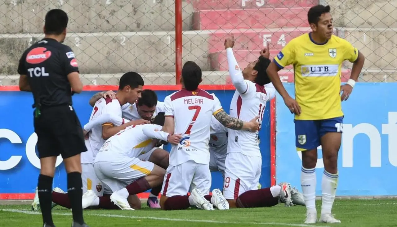 Real Oruro se hace fuerte ante ABB en El Alto para estirar su liderato