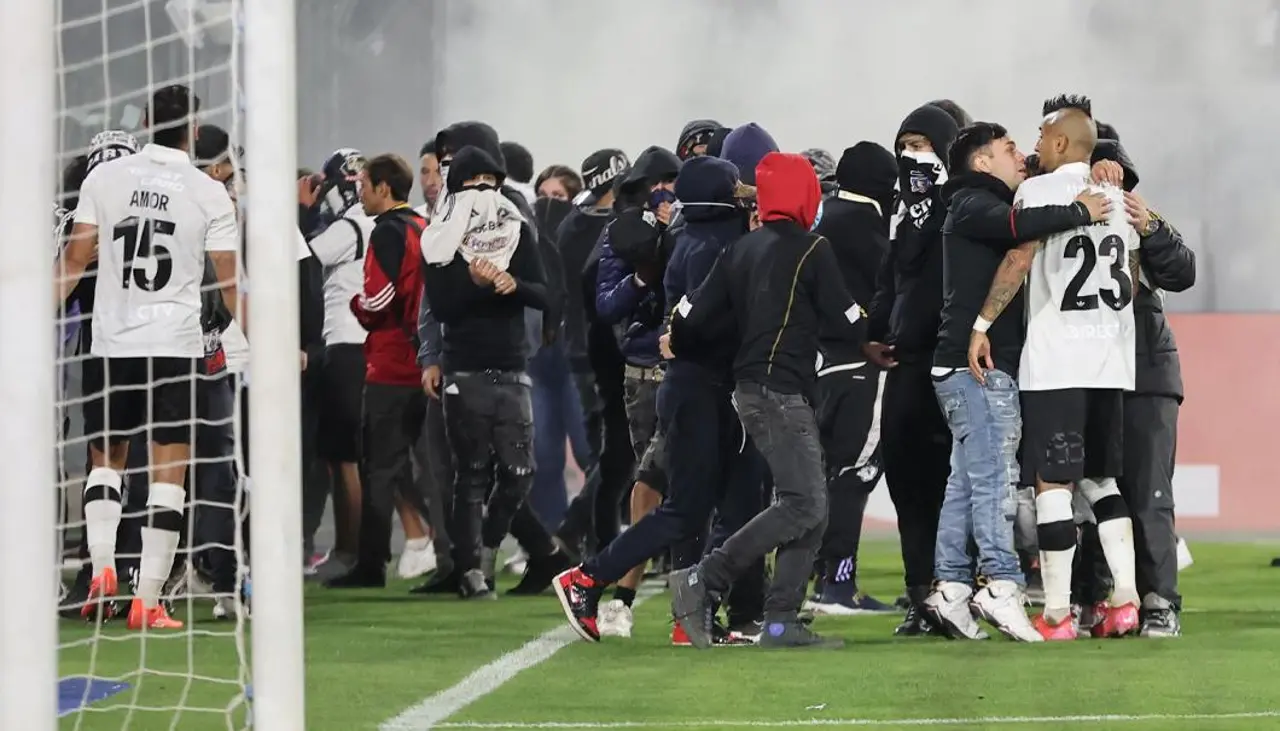 Conmebol declara ganador a Fortaleza en partido suspendido ante Colo Colo