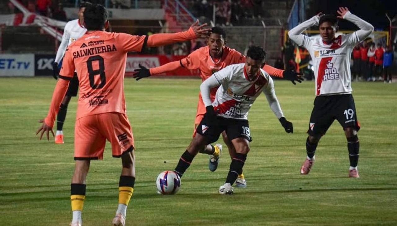 Always y el Tigre empatan y dejan la llave abierta para la revancha en La Paz