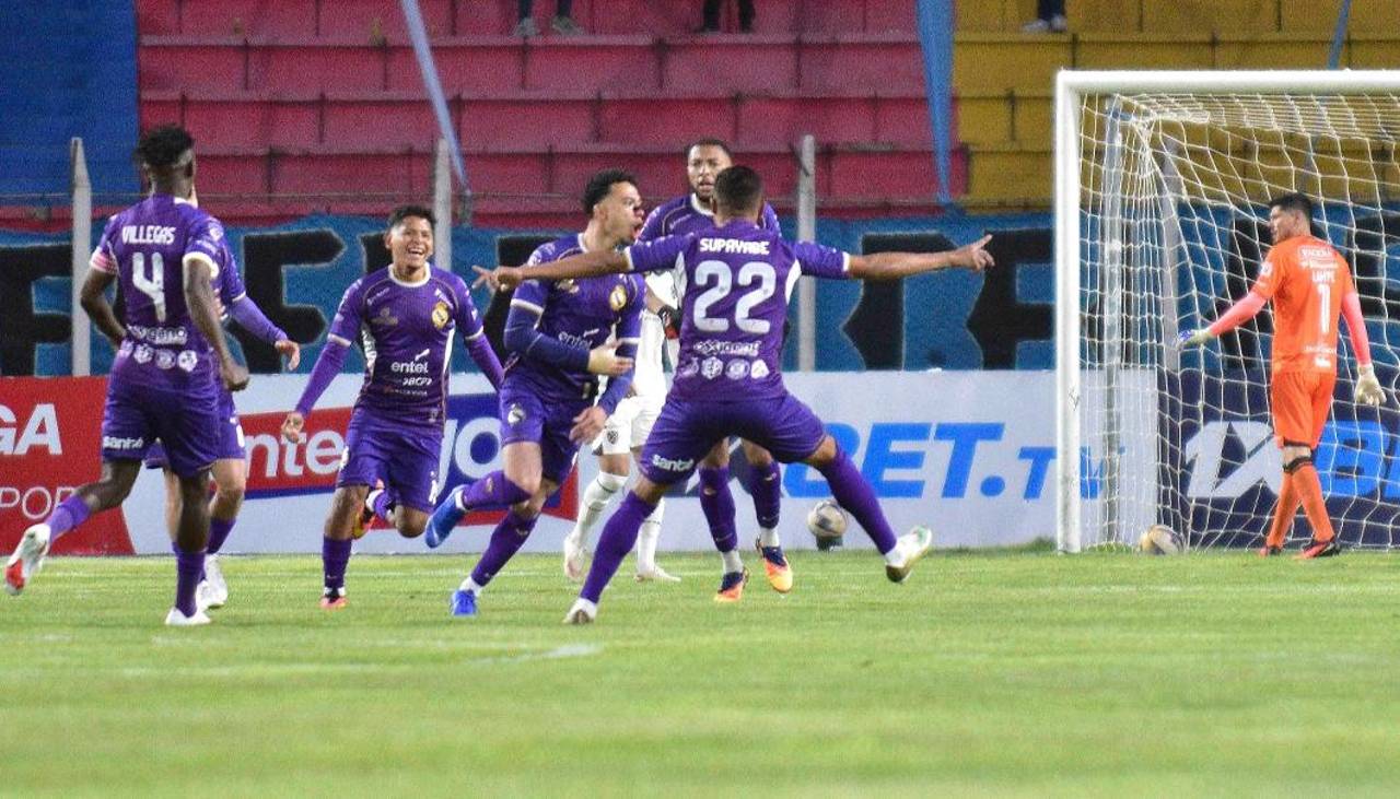 Real Potosí vence a Bolívar y toma ventaja en los cuartos de la Copa Paceña