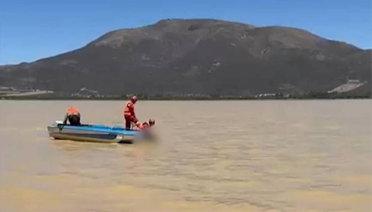 Hallan sin vida a joven que estaba desaparecido tras ingresar a la laguna La Angostura para sacar una gorra
