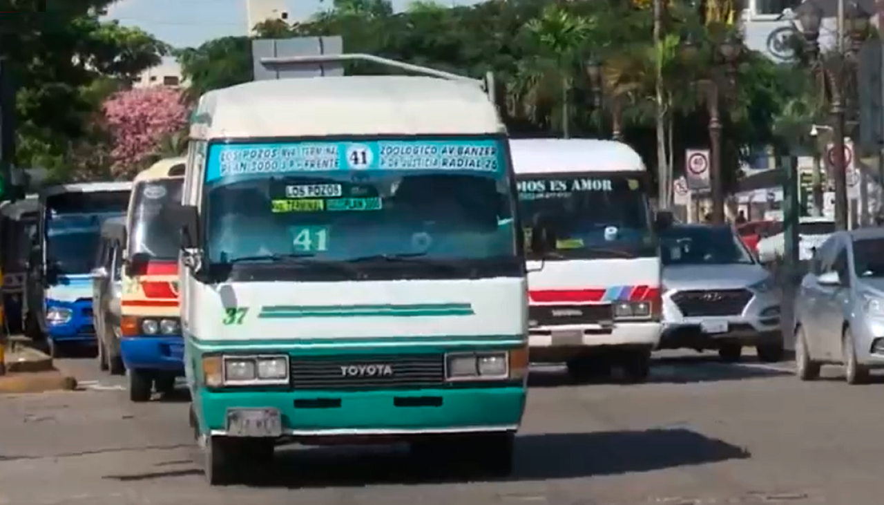 Santa Cruz: Transportistas advierten con paro en la antesala al inicio de las mesas técnicas por el pasaje