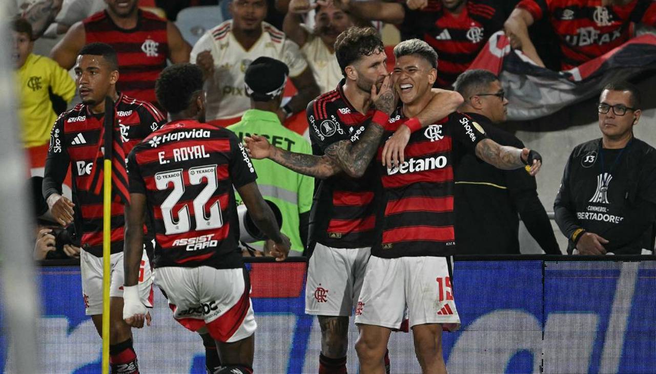Flamengo vence a Racing y toma ventaja en la semifinal de ida de Libertadores