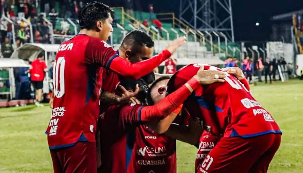 Guabirá estira su buen momento con una agónica victoria ante Always Ready