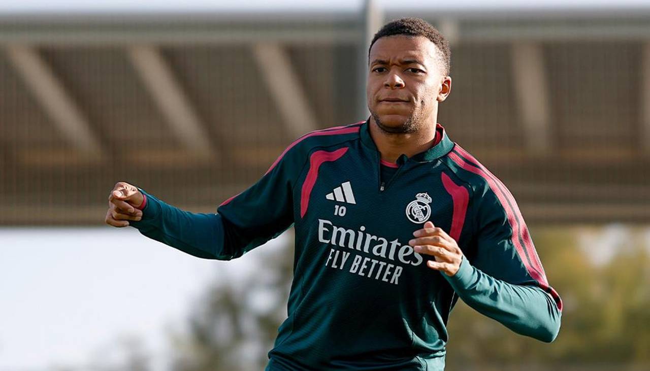 Kylian Mbappé se ejercita al margen del equipo y a la espera de su recuperación
