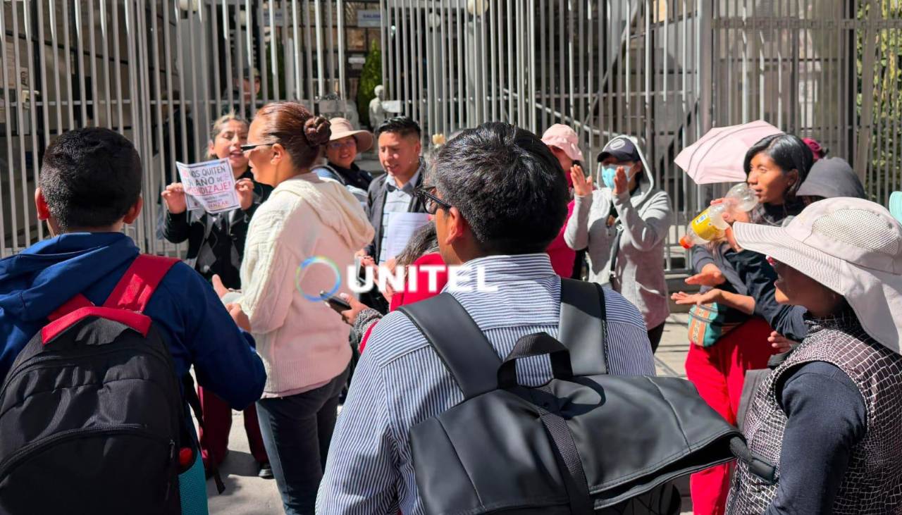 Acuerdan cambiar la fecha límite para que estudiantes cumplan la edad mínima para inscribirse en el nivel inicial