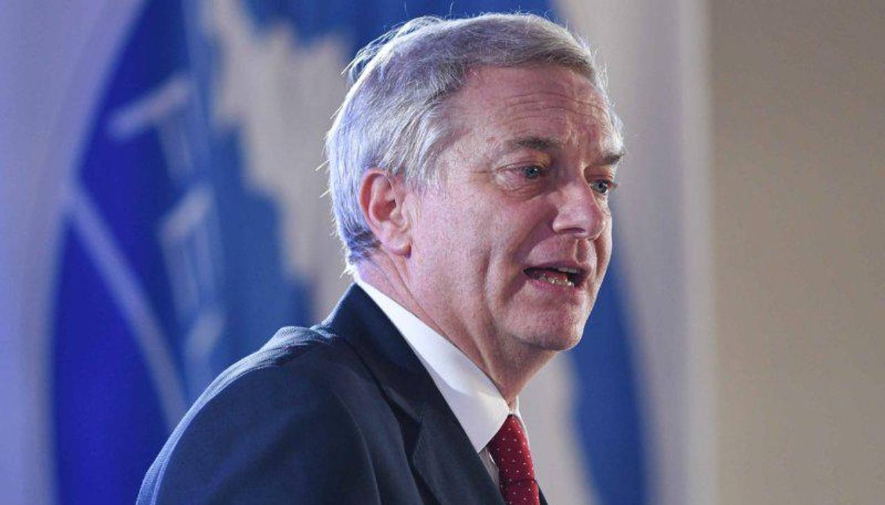 Kast dice que conoce a Cerimedo, pero niega haber trabajado con él o haber recibido asesoría