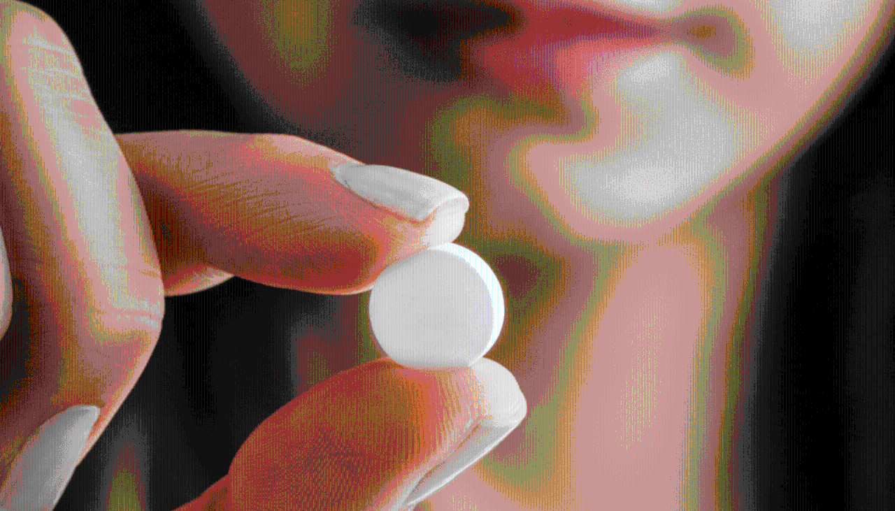 Tres mujeres que dicen ser enfermeras son acusadas de vender pastillas abortivas en redes sociales, reporta la Policía