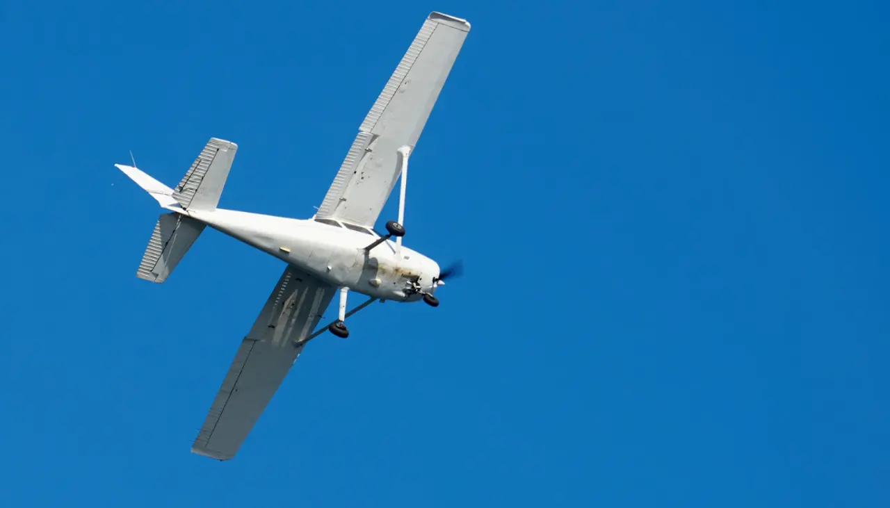 Un instructor y tres alumnos de aviación mueren en un accidente aéreo en Francia