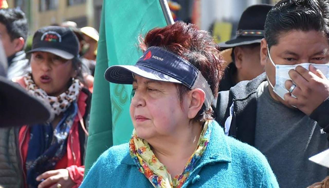 Exministra Morales señala que movilizaciones continuarán hasta que se registre a Evo como candidato