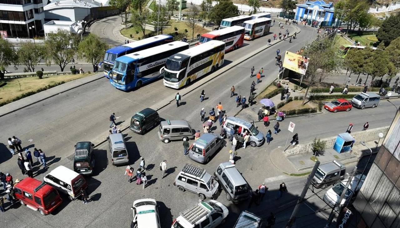La Paz: Estos son los 44 puntos de bloqueo anunciados por los choferes para este martes 