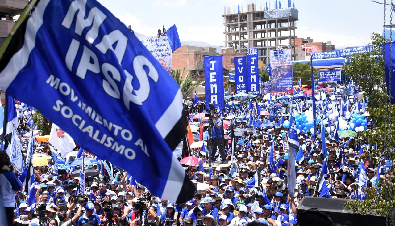 Presidente del MAS confirma su participación en las elecciones subnacionales tras ampliado nacional