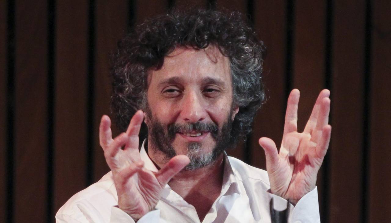 Fito Páez cancela conciertos tras sufrir un accidente doméstico que lo dejó con cinco costillas fracturadas