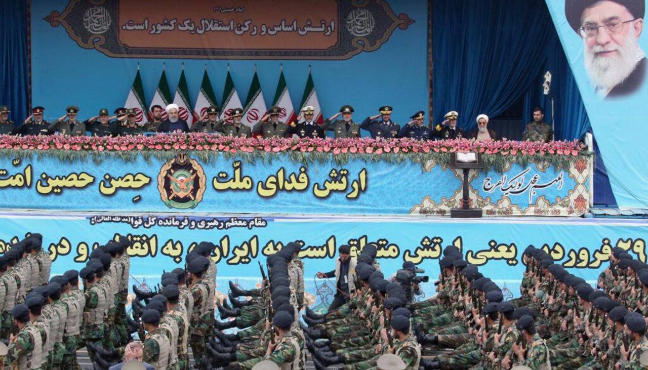 El Ejército iraní afirma que no cederá “ni un ápice” sobre el estrecho de Ormuz