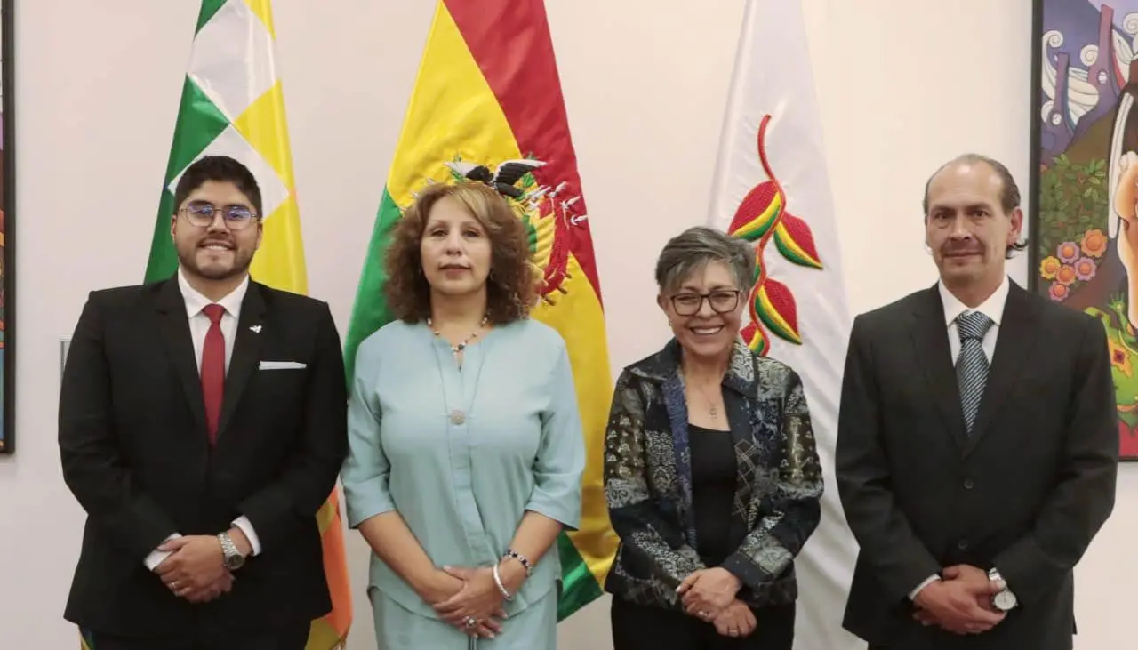 Ministra de Turismo posesiona a los viceministros de Culturas y Folklore, de Gastronomía y de Turismo Sostenible