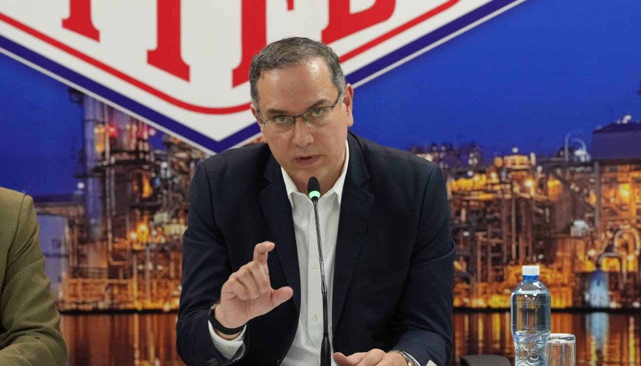 Fiscalía citará al presidente de YPFB y a quienes firmaron la compra de combustible con presunto sobreprecio
