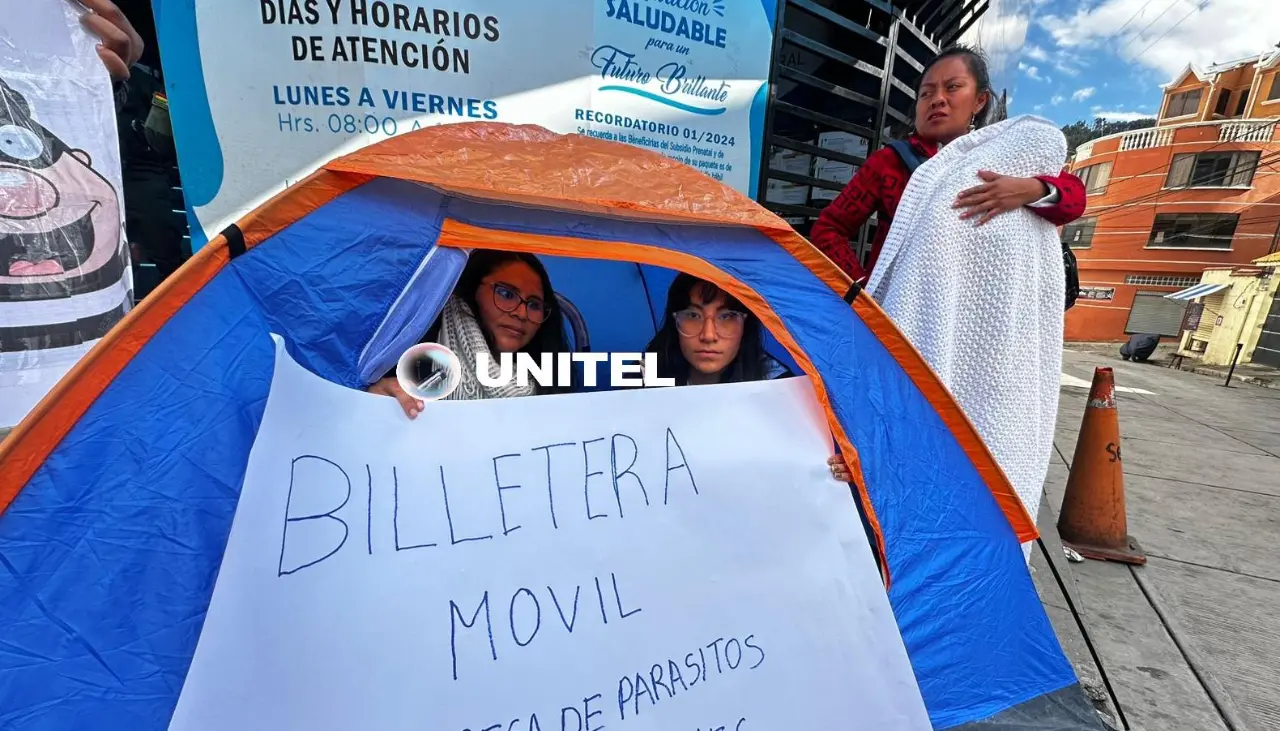 Madres se declaran en huelga y denuncian alimentos del subsidio en mal estado y con sobreprecio 