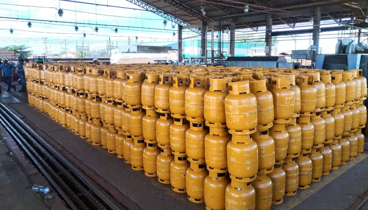 YPFB y transporte de GLP logran acuerdo por tarifa de flete y para garantizar abastecimiento de gas en todo el país