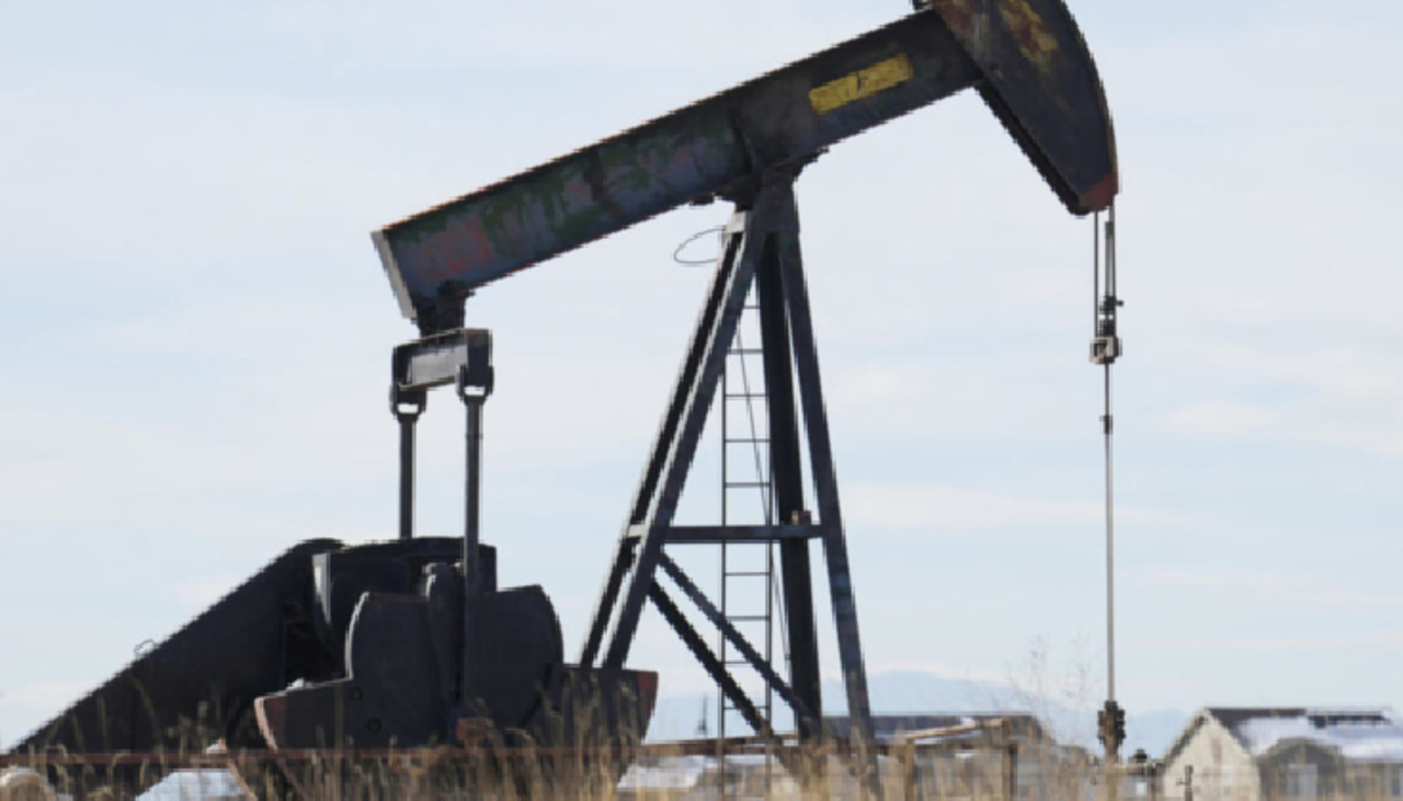 El petróleo se dispara más de un 5% tras dar Trump por terminada la tregua con Irán