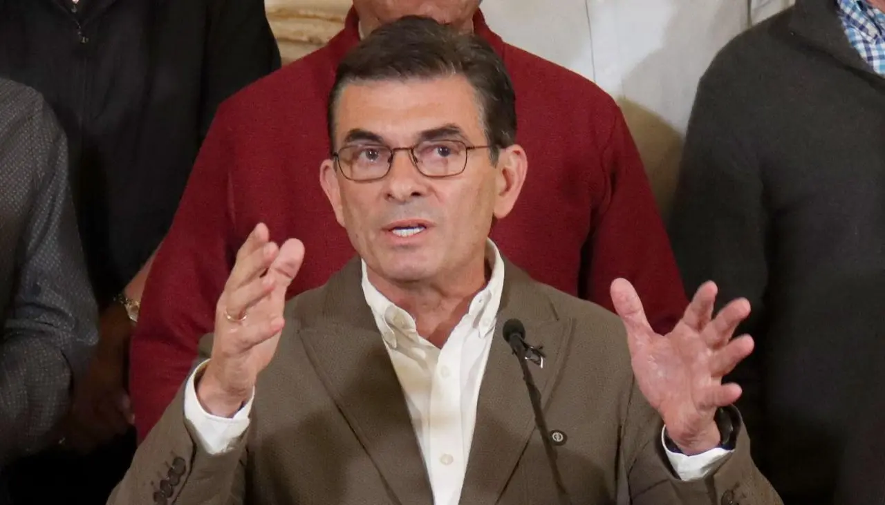 “La subvención se eliminó y eso es una conquista económica que no va a cambiar”, remarca el presidente Paz