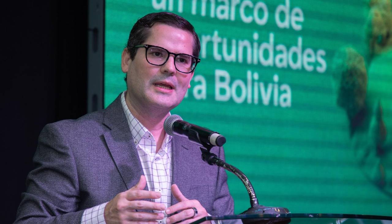 Presidente de Cainco: La intervención a YPFB “no va a dar un litro de diésel” y el “sinceramiento” es “a medias”