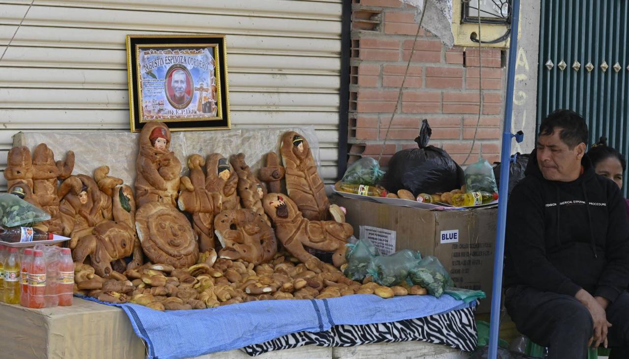 Todos Santos: Ministerio de Trabajo dispone tolerancia laboral este viernes y ratifica feriado del sábado