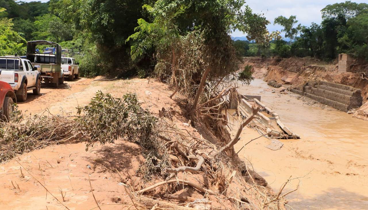 Desastre en El Torno: Hay familias por rescatar y se necesita más apoyo aéreo, señala concejal