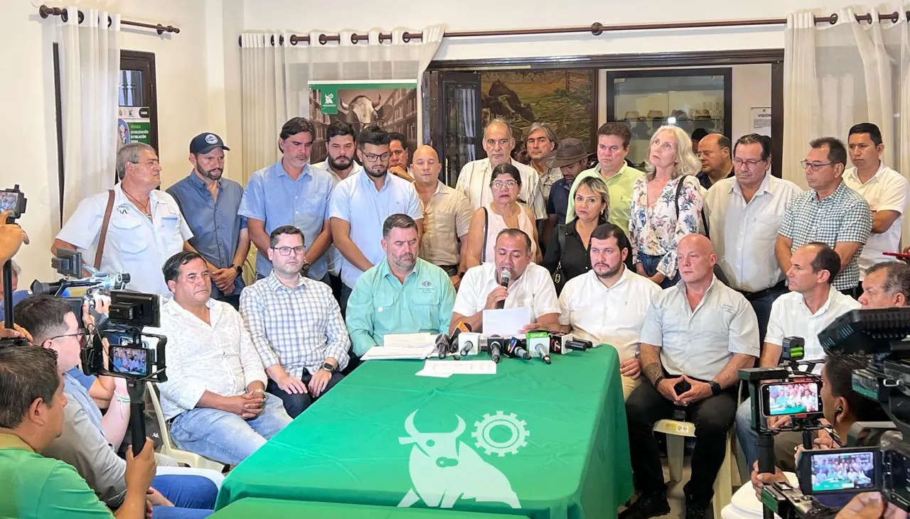 Actores de la cadena cárnica dicen que no permitirán la intervención de unidades productivas y centros de remate