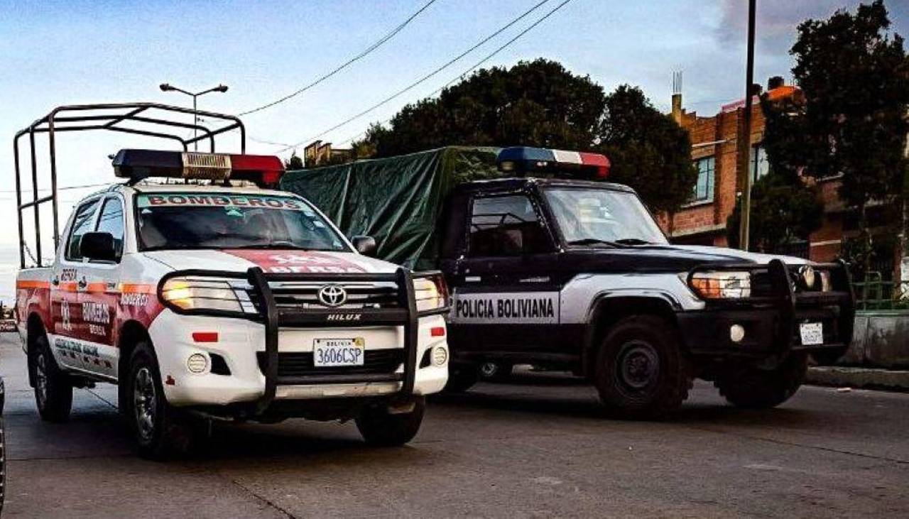 La Paz: Intentaba rescatar su vehículo en medio de la crecida del río, ahora está desaparecido 