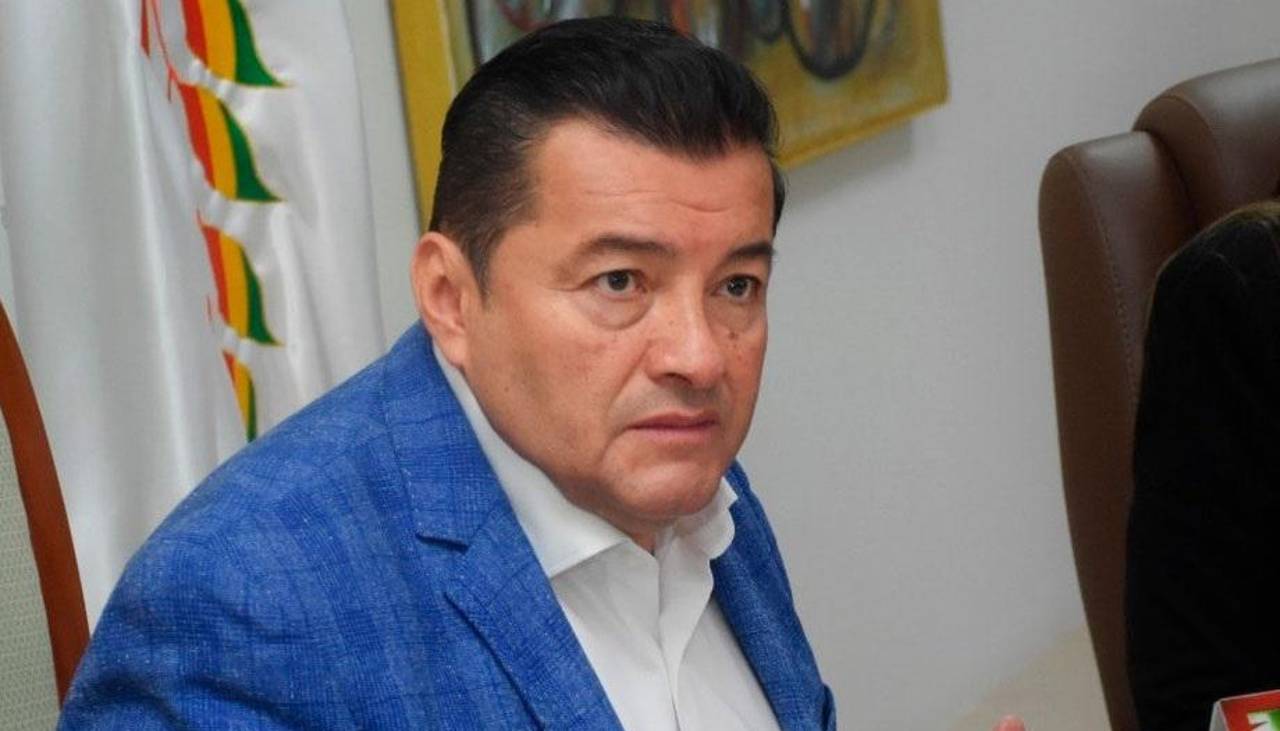 Alcalde cruceño llega al Palacio de Justicia para ser puesto ante un juez por el caso pavimento 