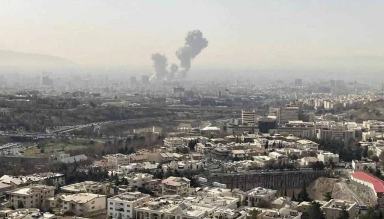 EEUU urge a sus ciudadanos en todo el mundo a “extremar la precaución” tras ataques contra Irán