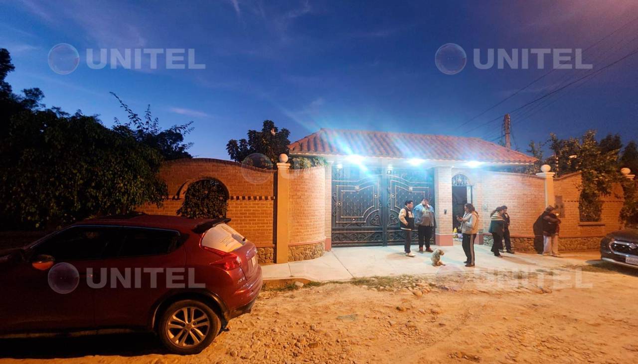 Disfrazados de policías atracan joyas, más de Bs 375 mil y un vehículo de una casa en Quillacollo