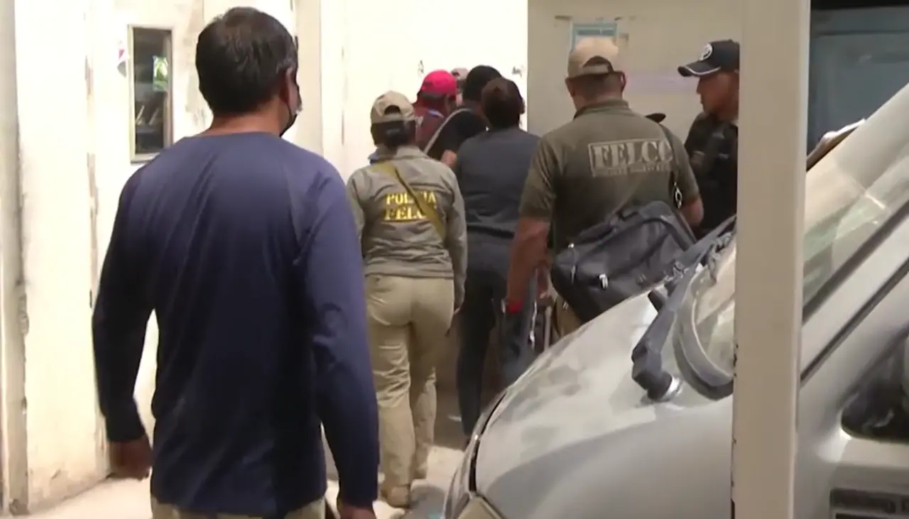 Comunarios fallecidos en Cotapachi tenían restos de pólvora en las manos, señala abogada de policía investigado