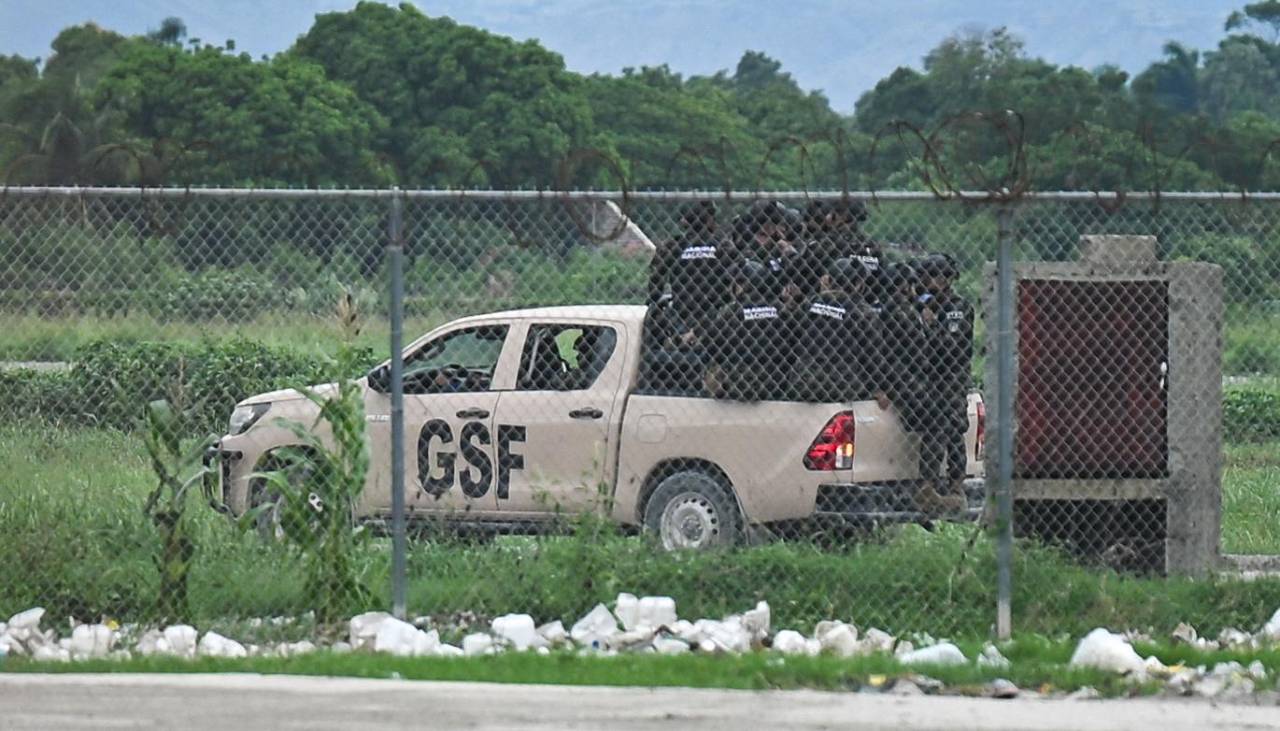 El Salvador despliega tropas en Haití para buscar a cuatro soldados desaparecidos