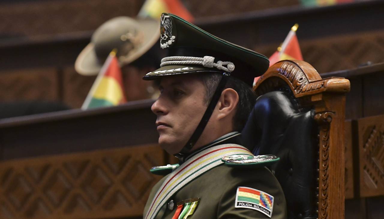 Edmand Lara dice que Rodrigo Paz le pidió coordinar el cambio del alto mando Policía