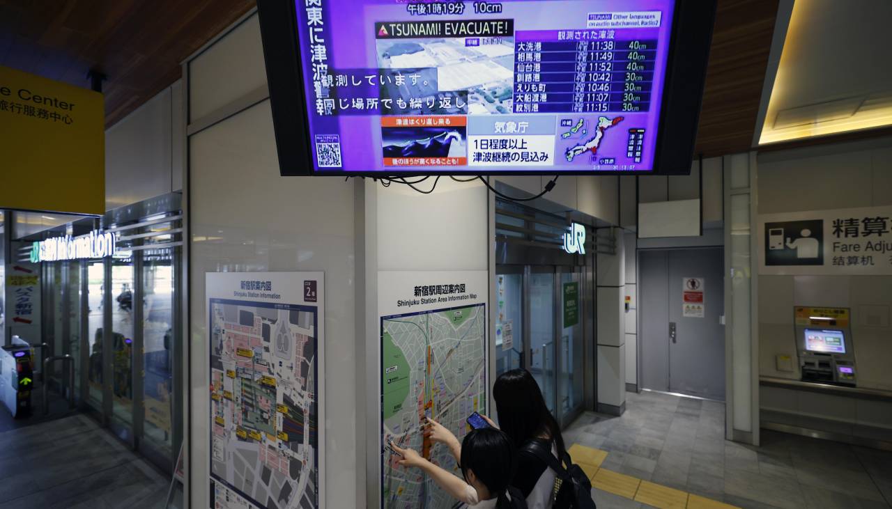 Japón levanta la alerta por tsunami en todo el país tras el terremoto en Rusia