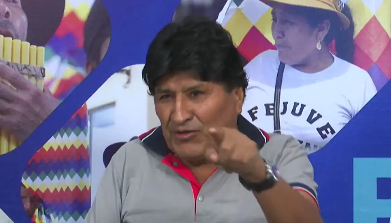 “Hay un plan para sembrar pruebas a gente cercana”, dice Evo y cree que el caso contra su exzar antidroga es un “montaje”