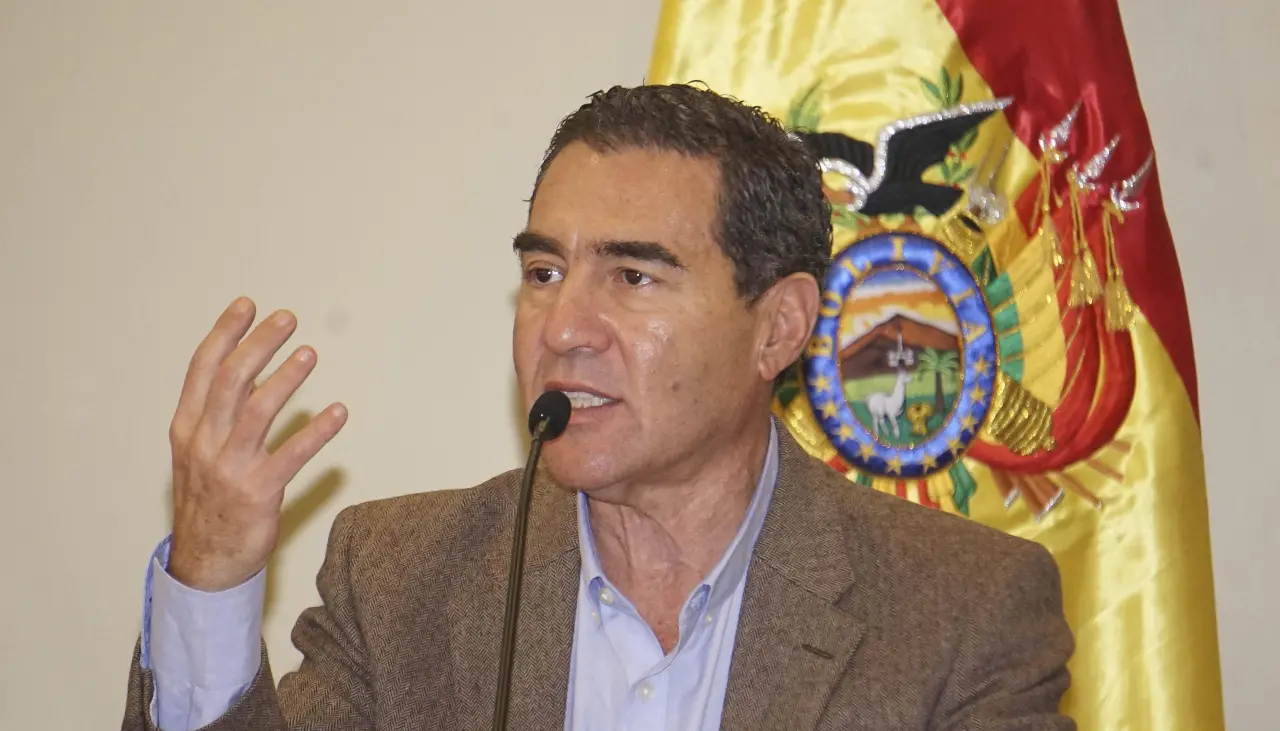 Ministro de Planificación dice que el BID podrá desembolsar $us 1.800 millones este año