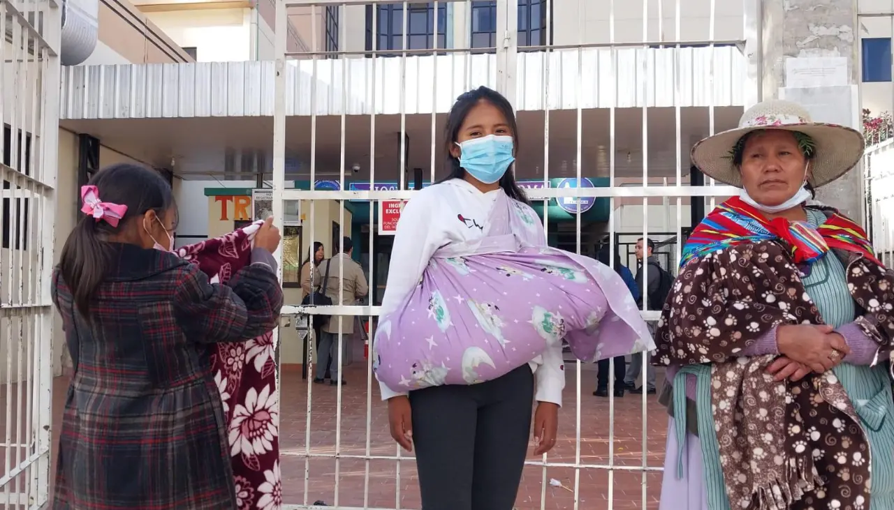 A un mes de haber sido golpeada y apuñalada, madre de cinco hijos sigue internada y requiere de donadores de sangre