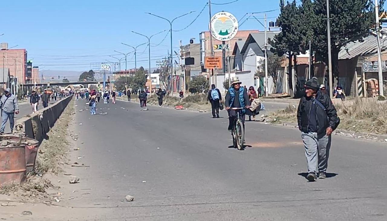 En Viacha piden diálogo urgente: “El que sufre es el ciudadano, nos estamos haciendo daño entre nosotros”