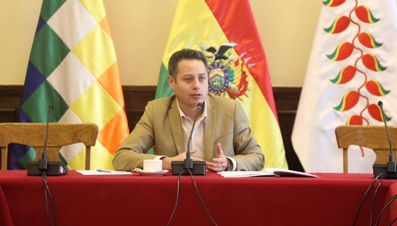 Lara: Desconocer el liderazgo de Tuto es desconocer a más de 2 millones de votantes