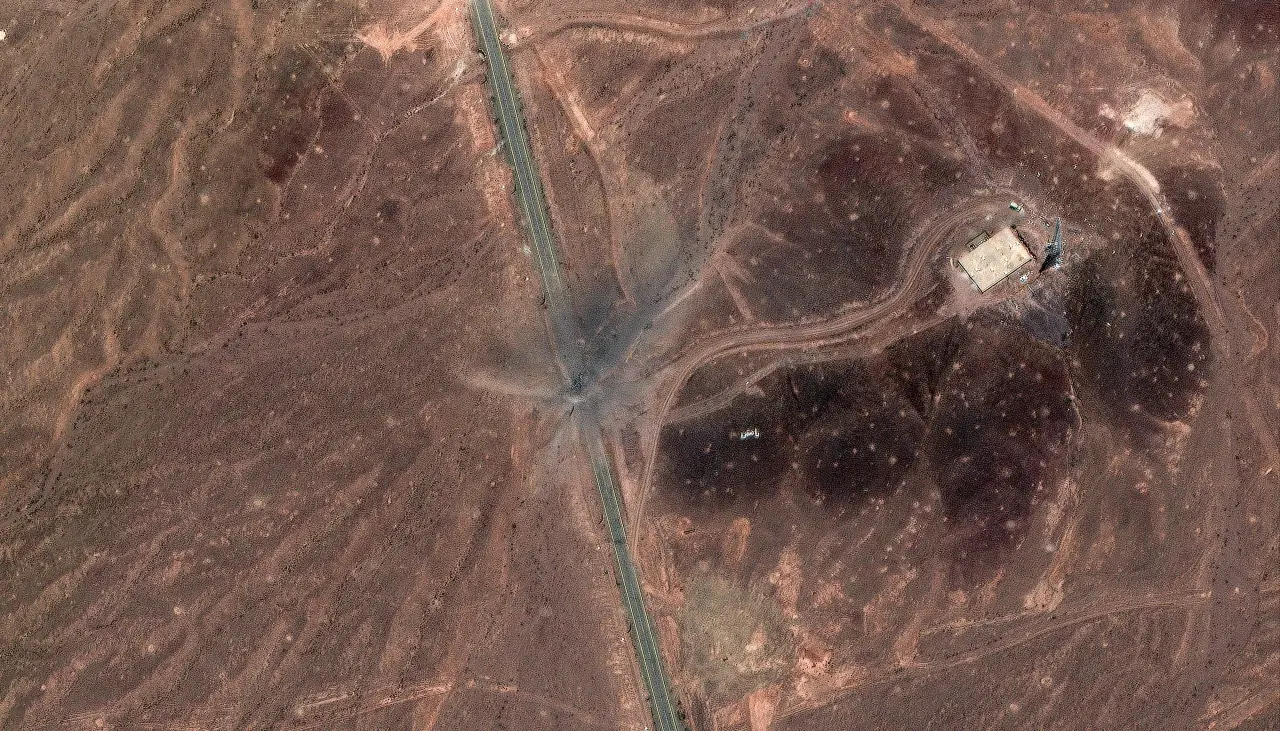 Ataque de EEUU a Irán no destruyó bases nucleares solo retrasó su programa, señalan medios 